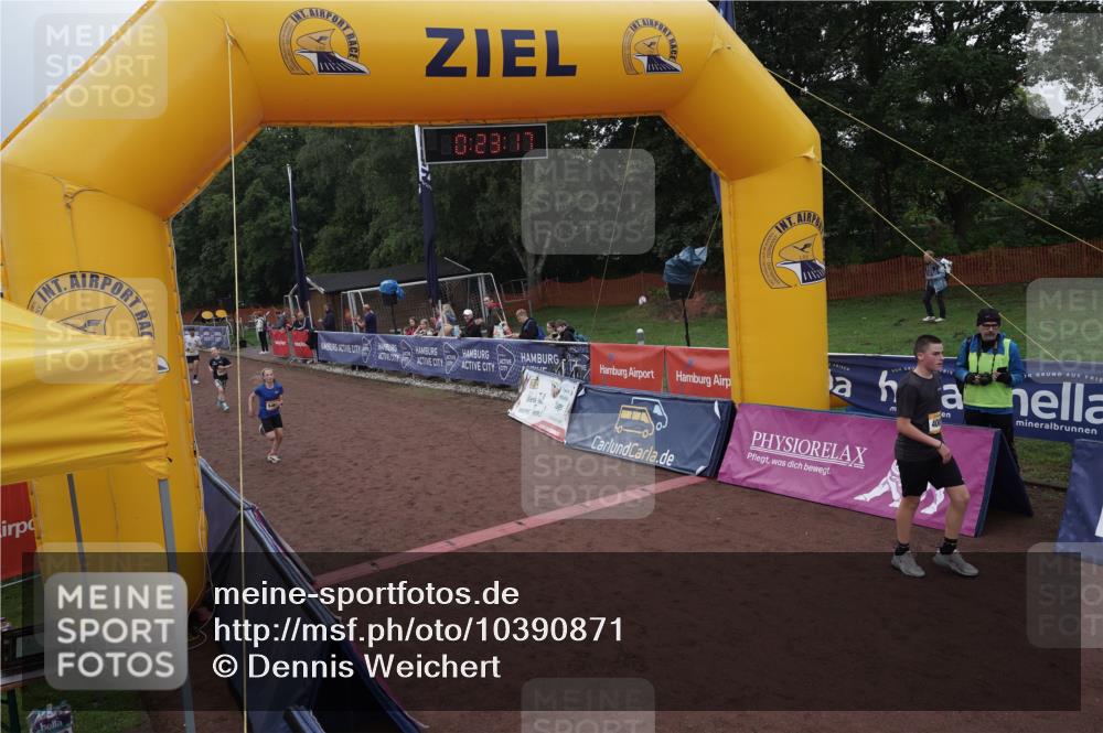 13.09.2026 - Airport Race Dennis Weichert http://msf.ph/oto/10390871 13.09.2026 10:23:51 Ziel 4005, 4020, 4021, 5053, 5203, 5447, 5466 meine-sportfotos.de