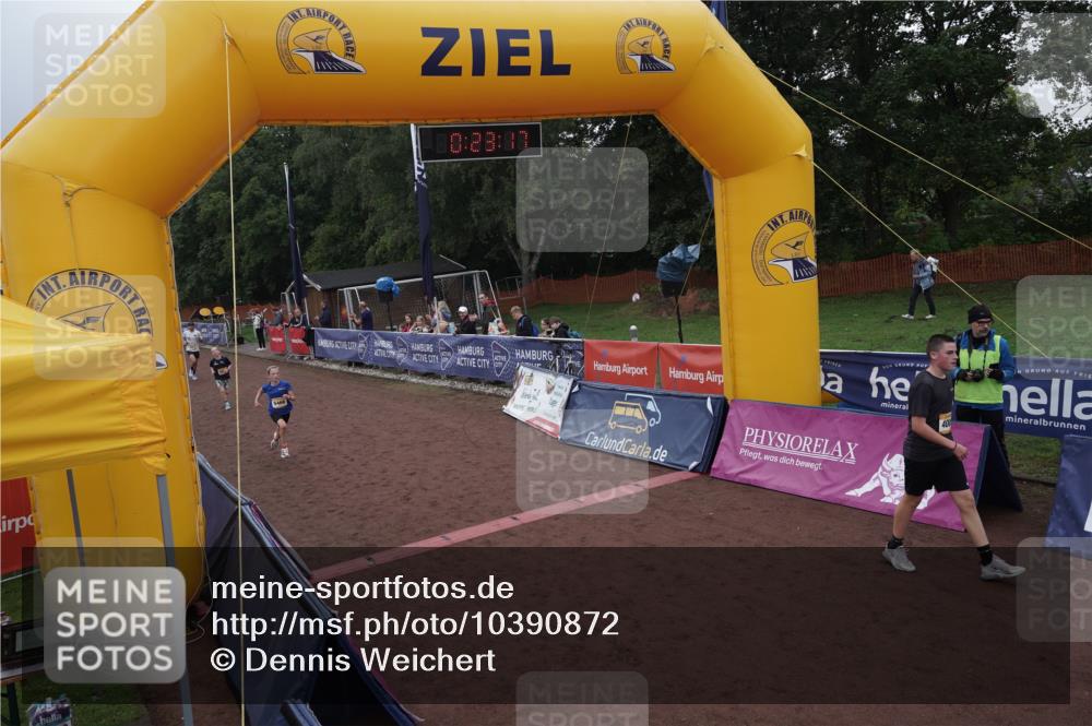 13.09.2026 - Airport Race Dennis Weichert http://msf.ph/oto/10390872 13.09.2026 10:23:51 Ziel 4005, 4020, 4021, 5053, 5203, 5447, 5466 meine-sportfotos.de