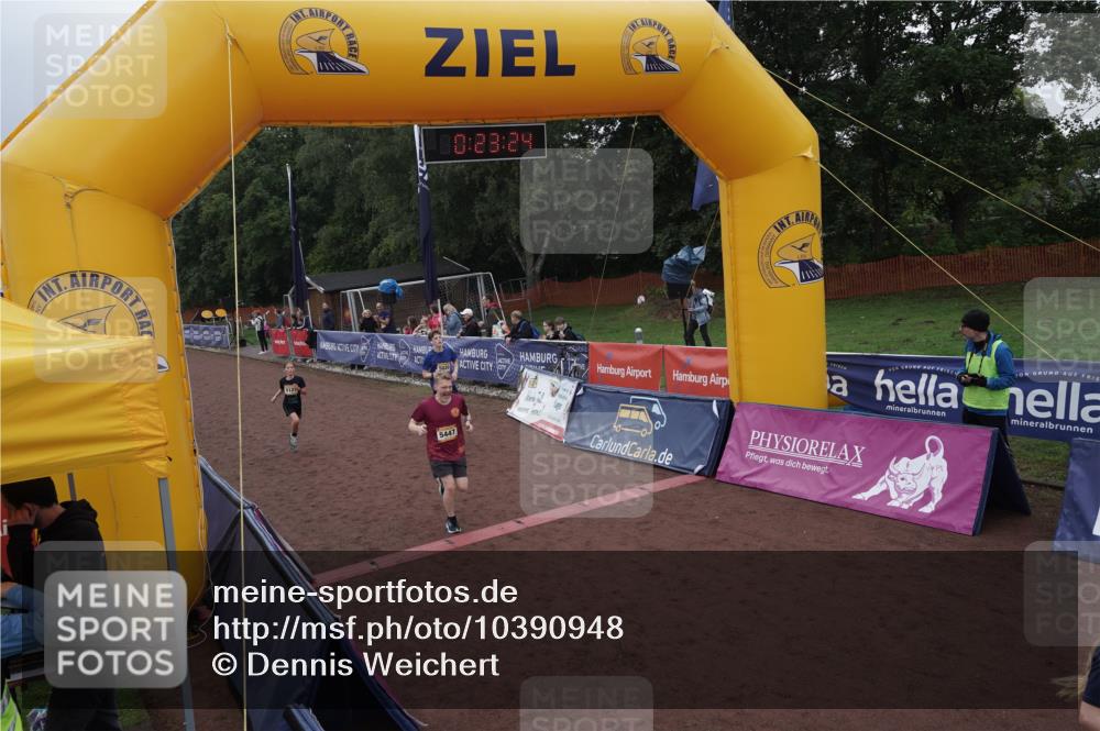 13.09.2026 - Airport Race Dennis Weichert http://msf.ph/oto/10390948 13.09.2026 10:23:58 Ziel 4020, 4021, 5020, 5053, 5127, 5340, 5370, 5447, 5466 meine-sportfotos.de