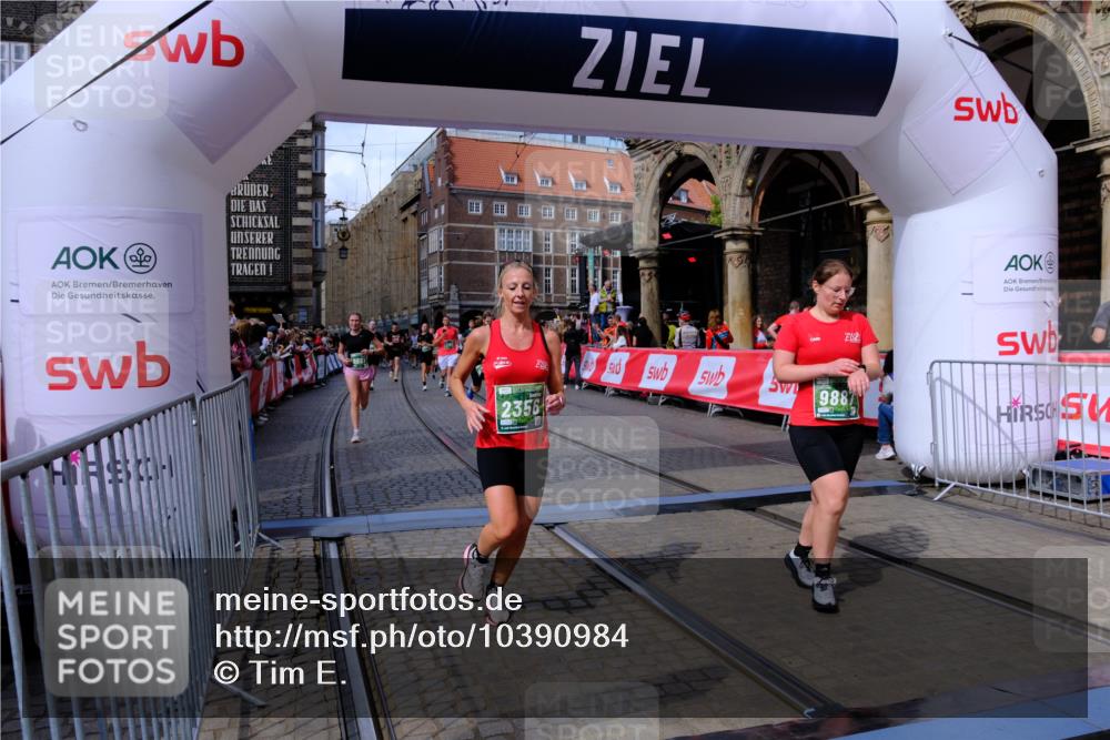 13.09.2026 - 21. swb-Marathon Bremen Tim E. http://msf.ph/oto/10390984 13.09.2026 13:35:53 Ziel 156, 532, 607, 2041, 2090, 2318, 2356, 3055, 3087, 3226, 3621, 3704, 3780, 4326, 5308, 5467, 5468, 5586, 5661, 6418, 6465, 6466, 6644, 6649, 7285, 7597, 7675, 7700, 8816, 9784, 9845, 9862, 9887, 9892, 13213 meine-sportfotos.de
