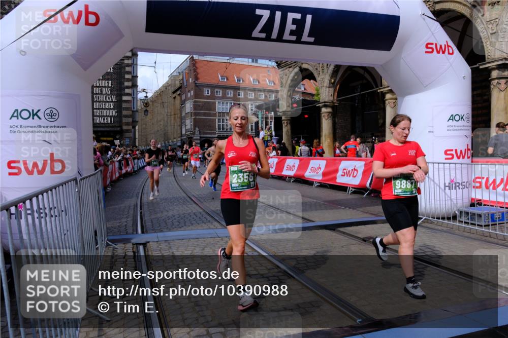 13.09.2026 - 21. swb-Marathon Bremen Tim E. http://msf.ph/oto/10390988 13.09.2026 13:35:53 Ziel 156, 532, 607, 2041, 2090, 2318, 2356, 3055, 3087, 3226, 3621, 3704, 3780, 4326, 5308, 5467, 5468, 5586, 5661, 6418, 6465, 6466, 6644, 6649, 7285, 7597, 7675, 7700, 8816, 9784, 9845, 9862, 9887, 9892, 13213 meine-sportfotos.de