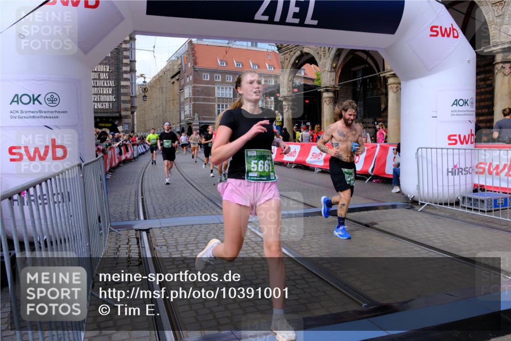 13.09.2026 - 21. swb-Marathon Bremen Tim E. http://msf.ph/oto/10391001 13.09.2026 13:35:55 Ziel 156, 532, 607, 2041, 2318, 2356, 3055, 3087, 3226, 3704, 3780, 4326, 5308, 5467, 5468, 5584, 5586, 5661, 6465, 6466, 6644, 6649, 7235, 7285, 7597, 7675, 7700, 8816, 9784, 9845, 9862, 9887, 9892, 13121, 13213 meine-sportfotos.de