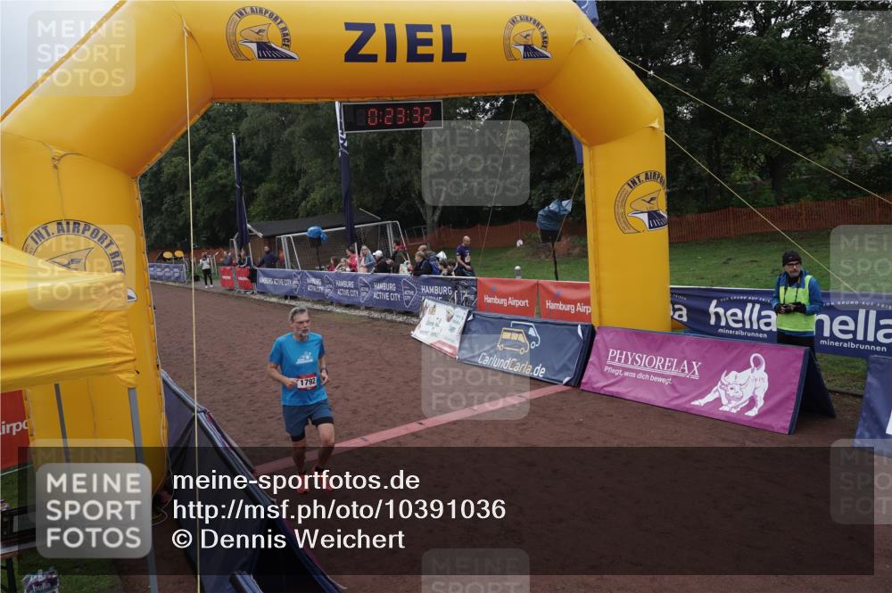 13.09.2026 - Airport Race Dennis Weichert http://msf.ph/oto/10391036 13.09.2026 10:24:06 Ziel 1792, 5136, 5298, 5340, 5345, 5369, 5370 meine-sportfotos.de
