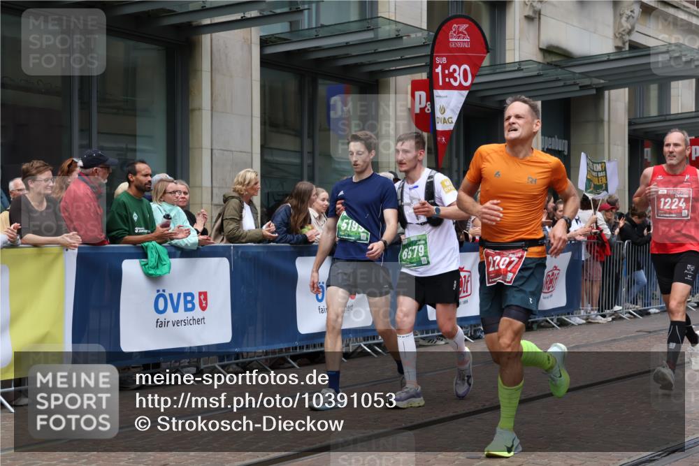 13.09.2026 - 21. swb-Marathon Bremen Strokosch-Dieckow http://msf.ph/oto/10391053 13.09.2026 13:04:44 Ziel 1336, 1822, 2297, 2646, 3196, 4729, 5674, 6708, 7102, 7538, 7814, 8054, 9306, 9495, 9689, 13187, 744, 1223, 1224, 1712, 1860, 2207, 2956, 5283, 7814, 7871, 8701, 8936, 9070, 9689, 13034 meine-sportfotos.de