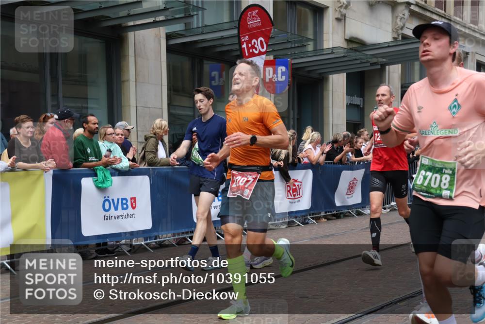 13.09.2026 - 21. swb-Marathon Bremen Strokosch-Dieckow http://msf.ph/oto/10391055 13.09.2026 13:04:45 Ziel 1336, 1822, 2297, 2646, 3196, 4729, 5674, 6708, 7102, 7538, 8054, 9306, 9495, 13187, 744, 1223, 1224, 1712, 1860, 2207, 2646, 2956, 5283, 7814, 7871, 8701, 8936, 9070, 9689, 13034 meine-sportfotos.de