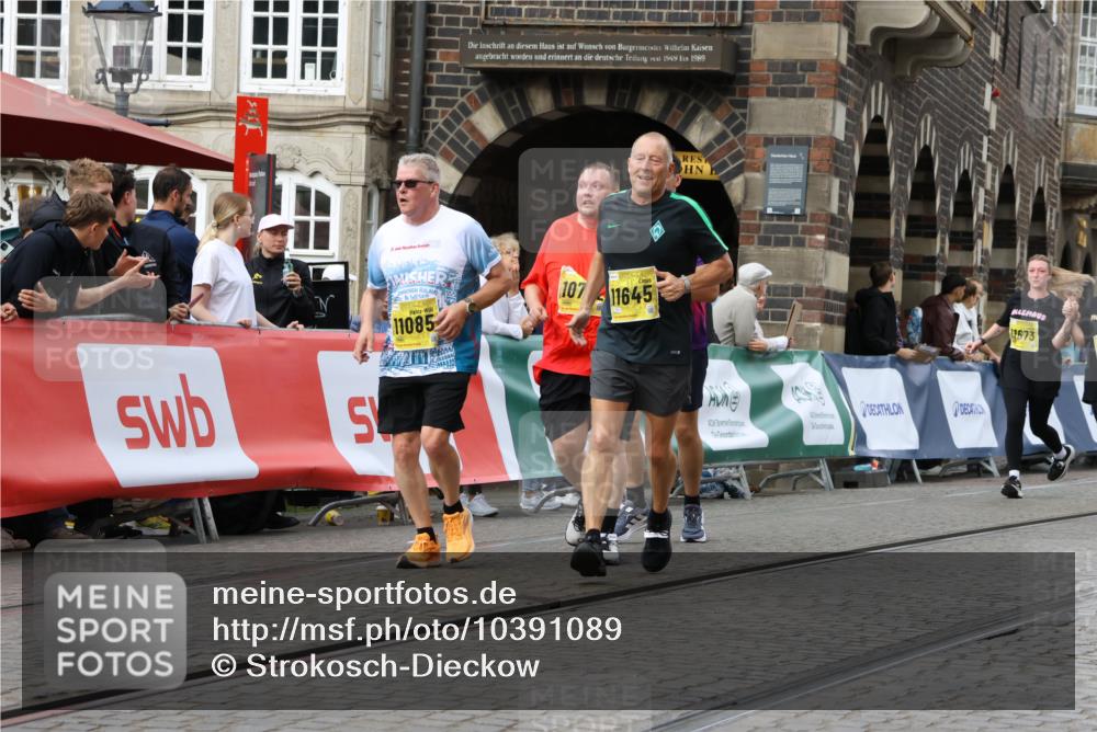 13.09.2026 - 21. swb-Marathon Bremen Strokosch-Dieckow http://msf.ph/oto/10391089 13.09.2026 11:15:02 Ziel 10519, 10557, 10705, 10776, 10805, 11097, 11098, 11186, 11288, 11408, 11876, 12191, 12193, 10325, 11694, 11810, 11990, 12110 meine-sportfotos.de