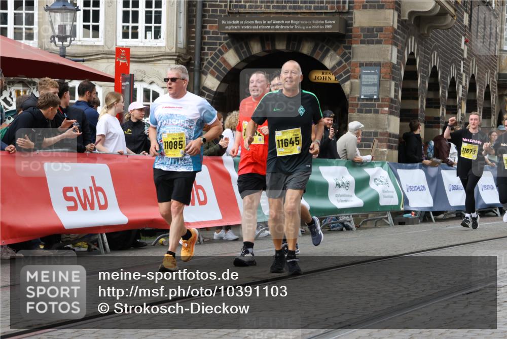 13.09.2026 - 21. swb-Marathon Bremen Strokosch-Dieckow http://msf.ph/oto/10391103 13.09.2026 11:15:02 Ziel 10519, 10557, 10705, 10776, 10805, 11097, 11098, 11186, 11288, 11408, 11876, 12191, 12193, 10325, 11694, 11810, 11990, 12110 meine-sportfotos.de