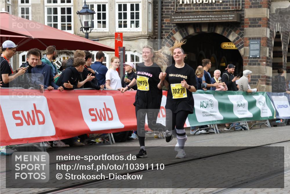 13.09.2026 - 21. swb-Marathon Bremen Strokosch-Dieckow http://msf.ph/oto/10391110 13.09.2026 11:15:05 Ziel 10519, 10557, 10705, 10752, 10776, 10805, 11085, 11097, 11098, 11186, 11288, 11408, 11645, 11876, 11974, 12191, 12193, 11424, 11990 meine-sportfotos.de