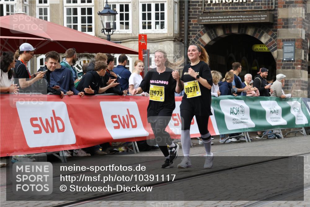 13.09.2026 - 21. swb-Marathon Bremen Strokosch-Dieckow http://msf.ph/oto/10391117 13.09.2026 11:15:05 Ziel 10519, 10557, 10705, 10752, 10776, 10805, 11085, 11097, 11098, 11186, 11288, 11408, 11645, 11876, 11974, 12191, 12193, 11424, 11990 meine-sportfotos.de