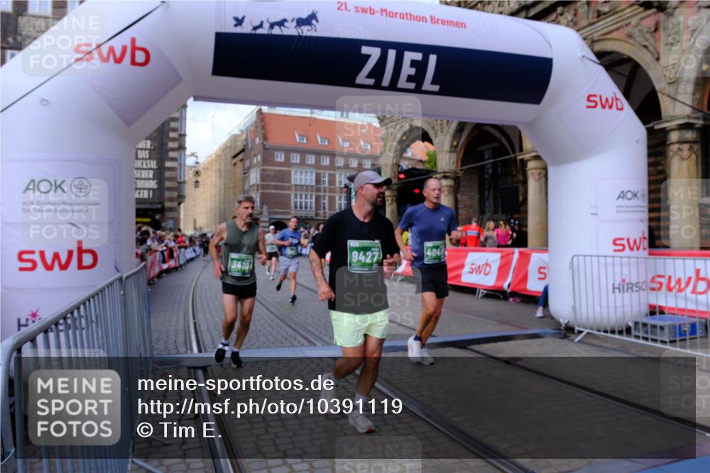 13.09.2026 - 21. swb-Marathon Bremen Tim E. http://msf.ph/oto/10391119 13.09.2026 13:36:45 Ziel 164, 372, 900, 1738, 1880, 2467, 2673, 2692, 2700, 2731, 2819, 2823, 3067, 3410, 3585, 3591, 4006, 4049, 4182, 4216, 4414, 4643, 4676, 5781, 6516, 6527, 6568, 6778, 7249, 7344, 7765, 7808, 7865, 8525, 8731, 8790, 8905, 9427, 9899, 10068, 10070, 13038 meine-sportfotos.de