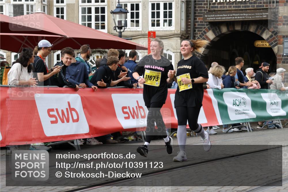 13.09.2026 - 21. swb-Marathon Bremen Strokosch-Dieckow http://msf.ph/oto/10391123 13.09.2026 11:15:05 Ziel 10519, 10557, 10705, 10752, 10776, 10805, 11085, 11097, 11098, 11186, 11288, 11408, 11645, 11876, 11974, 12191, 12193, 11424, 11990 meine-sportfotos.de