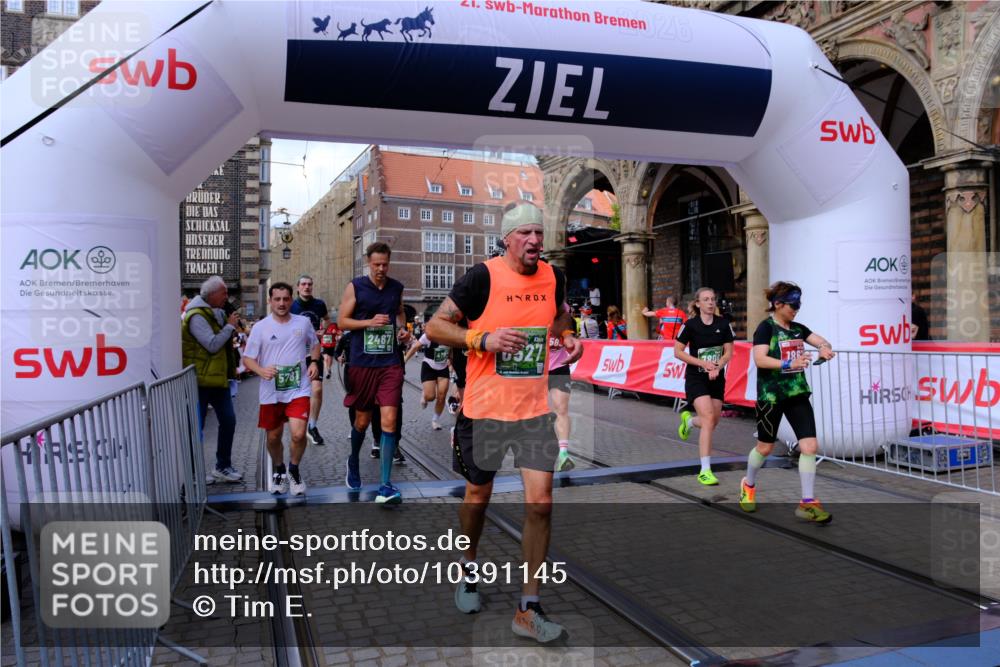 13.09.2026 - 21. swb-Marathon Bremen Tim E. http://msf.ph/oto/10391145 13.09.2026 13:36:53 Ziel 164, 372, 900, 1738, 1880, 1936, 2467, 2673, 2692, 2700, 2731, 2819, 2823, 3067, 3585, 3815, 4006, 4050, 4182, 4216, 4304, 4414, 4676, 4892, 5061, 5656, 5781, 6050, 6280, 6340, 6516, 6527, 6568, 7039, 7229, 7237, 7249, 7344, 7656, 7765, 7808, 8525, 8723, 8790, 8905, 9658, 9776, 9899, 10068, 10070 meine-sportfotos.de