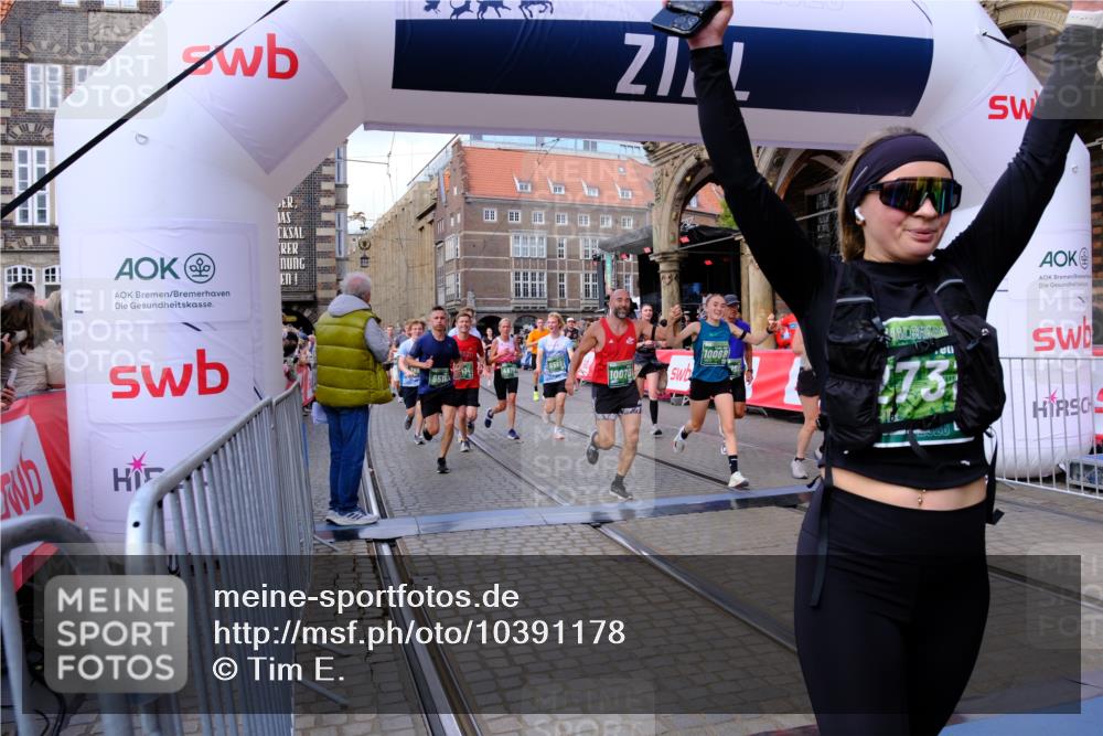 13.09.2026 - 21. swb-Marathon Bremen Tim E. http://msf.ph/oto/10391178 13.09.2026 13:36:56 Ziel 164, 813, 1738, 1880, 1936, 2467, 2673, 2731, 2819, 2823, 3067, 3585, 3635, 3815, 4006, 4050, 4182, 4216, 4304, 4414, 4676, 4892, 5061, 5447, 5656, 5781, 5823, 6050, 6280, 6340, 6516, 6527, 6568, 7039, 7229, 7237, 7249, 7344, 7656, 7765, 7808, 8685, 8723, 8790, 8905, 9658, 9776, 9807, 9899, 10068, 10070 meine-sportfotos.de