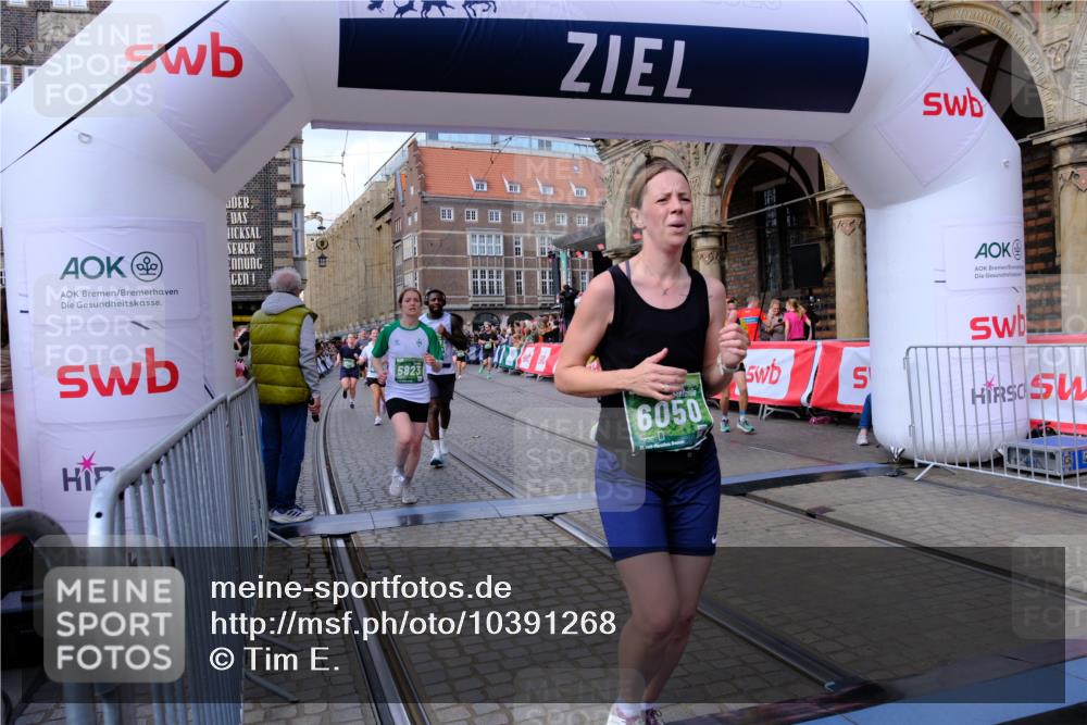 13.09.2026 - 21. swb-Marathon Bremen Tim E. http://msf.ph/oto/10391268 13.09.2026 13:37:07 Ziel 551, 813, 843, 1641, 1849, 1936, 2275, 3122, 3541, 3635, 3787, 3815, 3874, 3998, 4050, 4261, 4304, 4335, 4892, 5061, 5236, 5355, 5447, 5656, 5823, 6050, 6056, 6269, 6280, 6340, 6408, 6966, 7039, 7046, 7229, 7237, 7398, 7640, 7656, 8034, 8498, 8685, 8723, 8839, 9331, 9589, 9658, 9807 meine-sportfotos.de