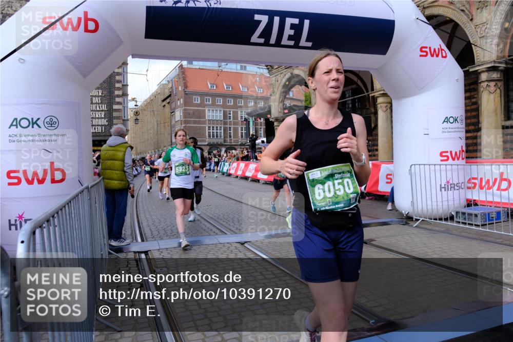13.09.2026 - 21. swb-Marathon Bremen Tim E. http://msf.ph/oto/10391270 13.09.2026 13:37:07 Ziel 551, 813, 843, 1641, 1849, 1936, 2275, 3122, 3541, 3635, 3787, 3815, 3874, 3998, 4050, 4261, 4304, 4335, 4892, 5061, 5236, 5355, 5447, 5656, 5823, 6050, 6056, 6269, 6280, 6340, 6408, 6966, 7039, 7046, 7229, 7237, 7398, 7640, 7656, 8034, 8498, 8685, 8723, 8839, 9331, 9589, 9658, 9807 meine-sportfotos.de