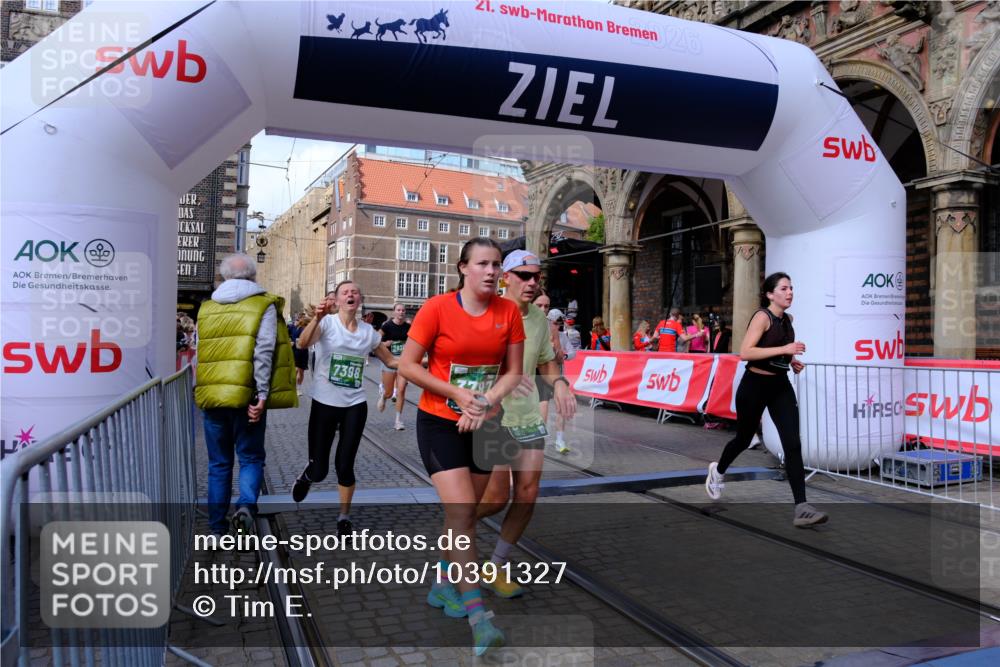 13.09.2026 - 21. swb-Marathon Bremen Tim E. http://msf.ph/oto/10391327 13.09.2026 13:37:20 Ziel 950, 1285, 1641, 1849, 1854, 1991, 2241, 2275, 2531, 2930, 3122, 3732, 3787, 3894, 3909, 4261, 4410, 4448, 4932, 4947, 5236, 5355, 5547, 5577, 6046, 6056, 6269, 6408, 6431, 6629, 6961, 7006, 7046, 7398, 7445, 7937, 8034, 8268, 8443, 8458, 8839, 9140, 9310, 9317, 9331, 9415, 9589, 9840, 13077 meine-sportfotos.de