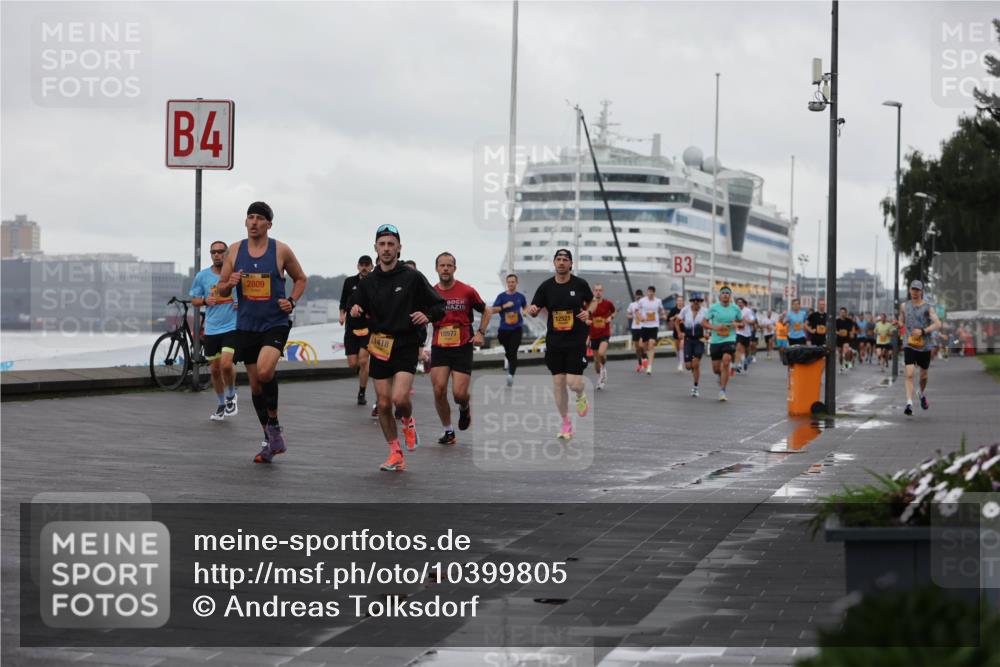 13.09.2026 - Kiel Lauf Andreas Tolksdorf http://msf.ph/oto/10399805 13.09.2026 10:57:28 Kiellinie 4, 2809, 1418, 10577, 12521, 3 meine-sportfotos.de