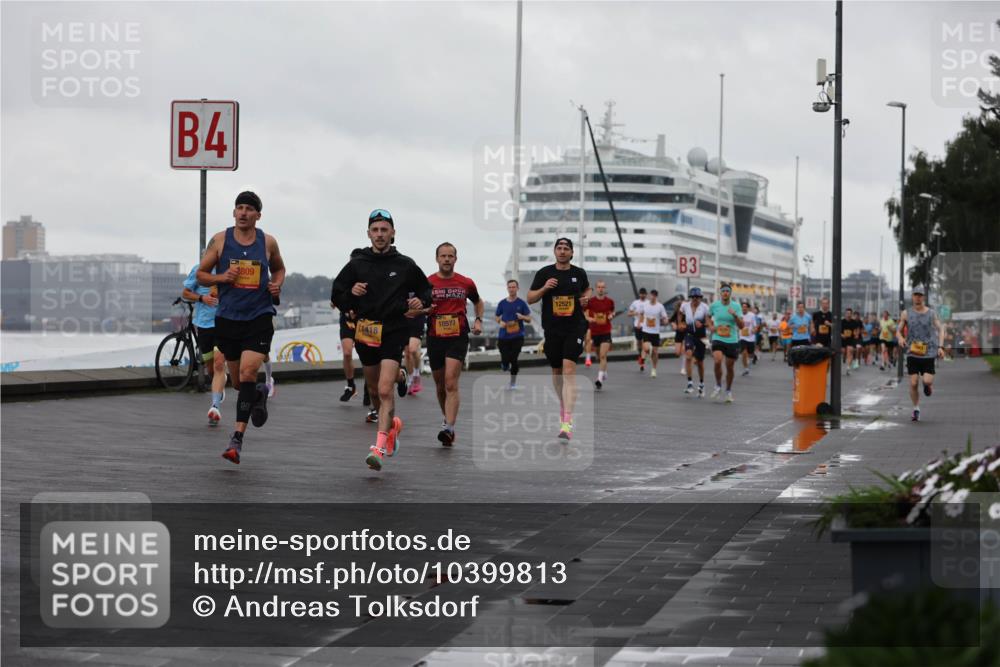 13.09.2026 - Kiel Lauf Andreas Tolksdorf http://msf.ph/oto/10399813 13.09.2026 10:57:28 Kiellinie 4, 2809, 11418, 10577, 12521, 3 meine-sportfotos.de