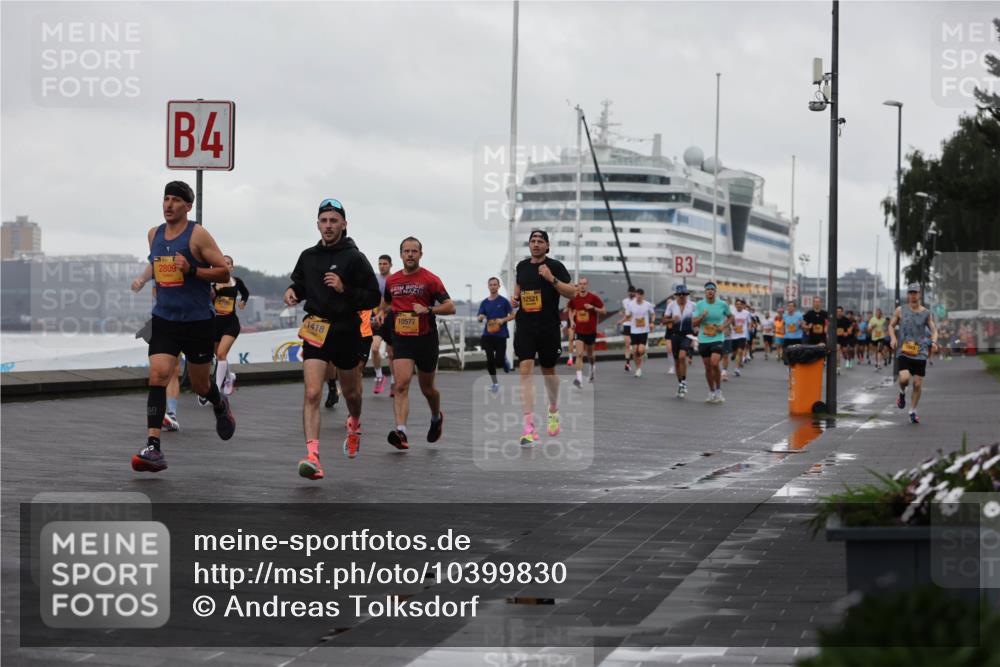 13.09.2026 - Kiel Lauf Andreas Tolksdorf http://msf.ph/oto/10399830 13.09.2026 10:57:28 Kiellinie 4, 2809, 1418, 10577, 12521, 3 meine-sportfotos.de