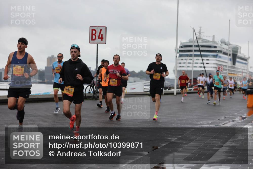13.09.2026 - Kiel Lauf Andreas Tolksdorf http://msf.ph/oto/10399871 13.09.2026 10:57:30 Kiellinie 2809, 9464, 11418, 4, 10577, 12521, 3 meine-sportfotos.de