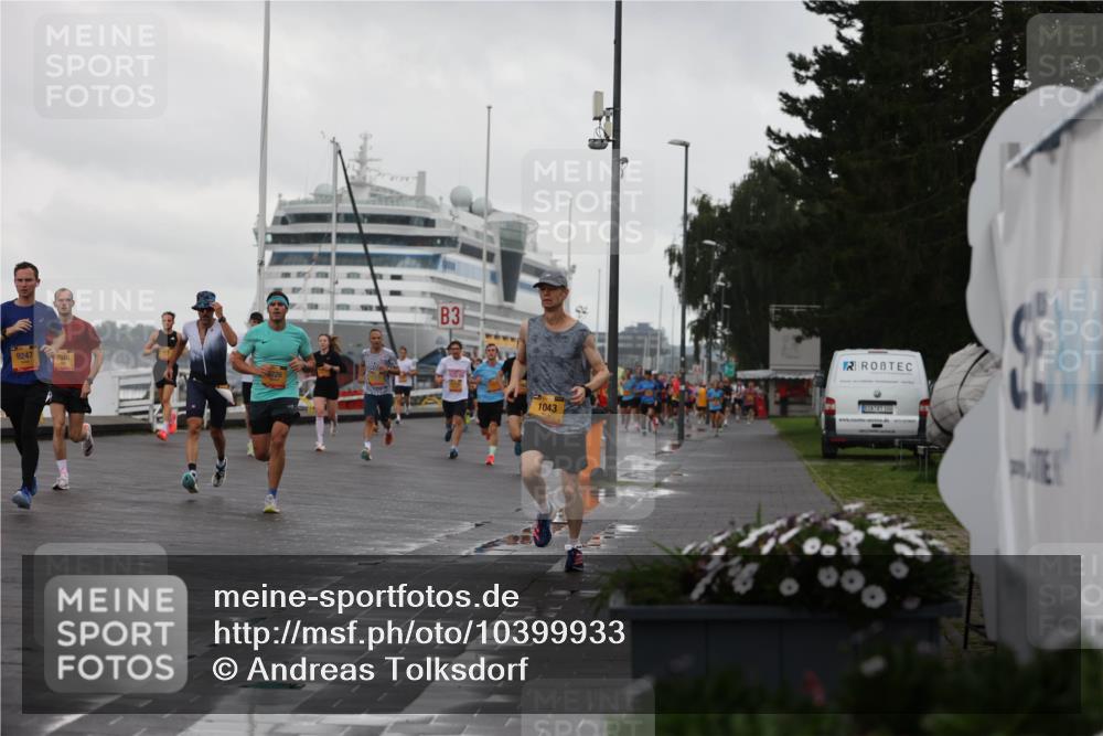 13.09.2026 - Kiel Lauf Andreas Tolksdorf http://msf.ph/oto/10399933 13.09.2026 10:57:33 Kiellinie 9247, 7946, 3, 1043 meine-sportfotos.de