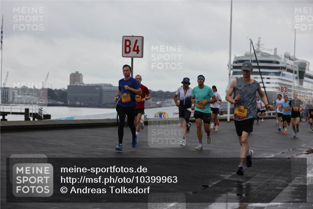 13.09.2026 - Kiel Lauf Andreas Tolksdorf http://msf.ph/oto/10399963 13.09.2026 10:57:34 Kiellinie 4, 9247, 7946, 52, 1043, 3 meine-sportfotos.de