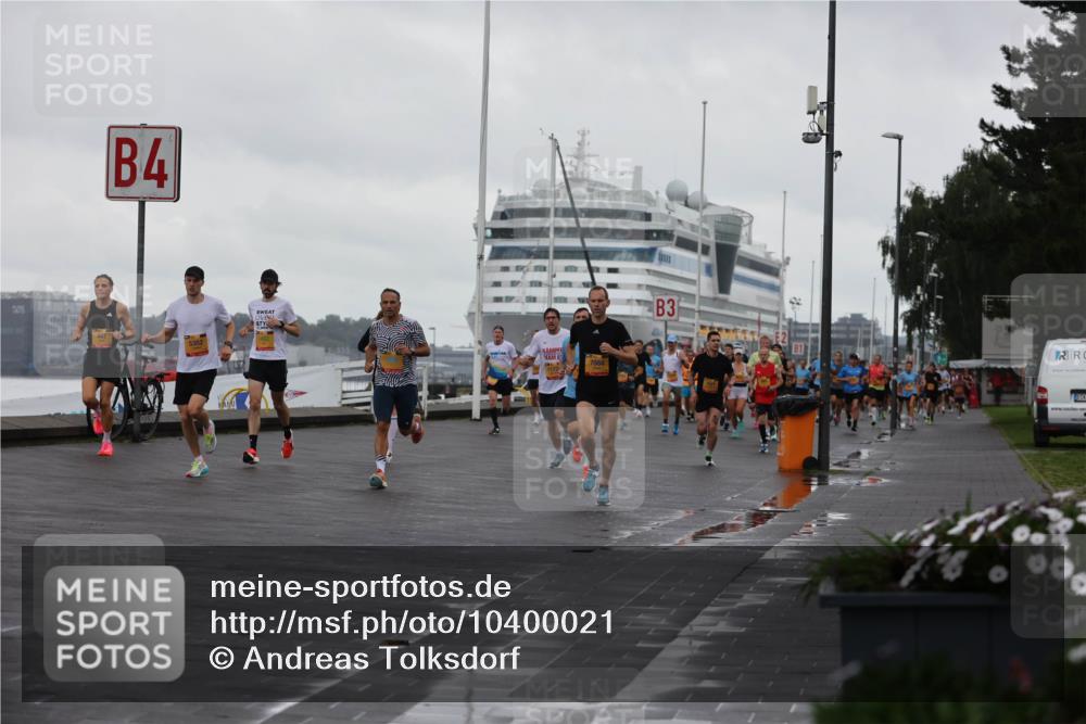 13.09.2026 - Kiel Lauf Andreas Tolksdorf http://msf.ph/oto/10400021 13.09.2026 10:57:37 Kiellinie 4, 5352, 1172, 3 meine-sportfotos.de