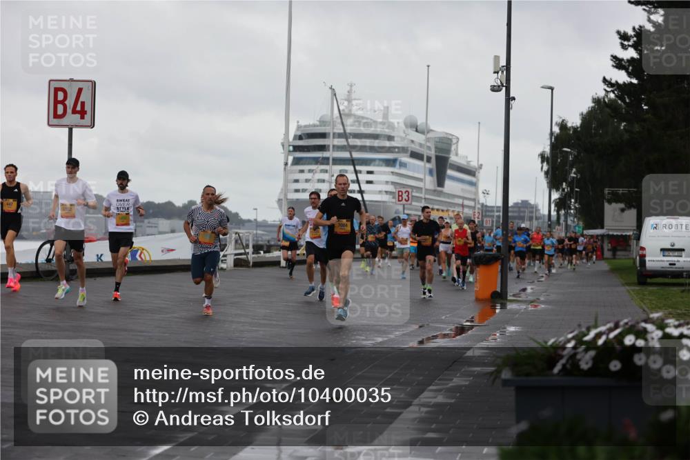 13.09.2026 - Kiel Lauf Andreas Tolksdorf http://msf.ph/oto/10400035 13.09.2026 10:57:37 Kiellinie 4, 5352, 7084, 3, 100 meine-sportfotos.de
