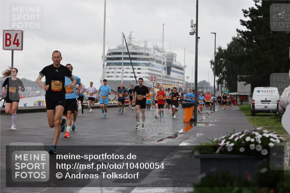13.09.2026 - Kiel Lauf Andreas Tolksdorf http://msf.ph/oto/10400054 13.09.2026 10:57:39 Kiellinie 4, 7084, 11025, 6333, 7077, 3, 100 meine-sportfotos.de