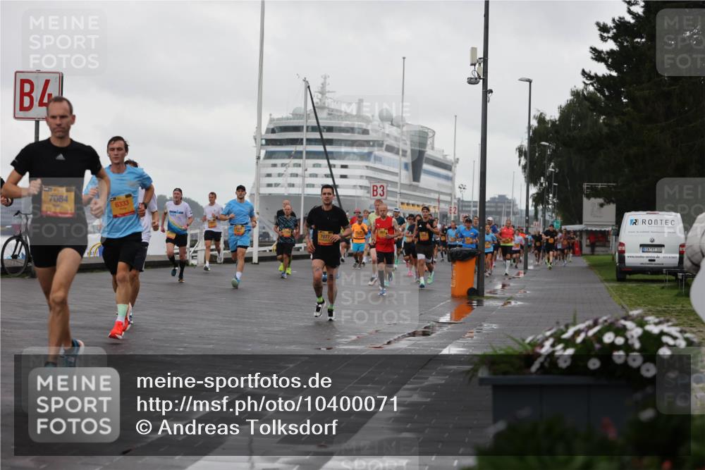 13.09.2026 - Kiel Lauf Andreas Tolksdorf http://msf.ph/oto/10400071 13.09.2026 10:57:40 Kiellinie 4, 7084, 6333, 7077, 3, 100, 3173472 meine-sportfotos.de