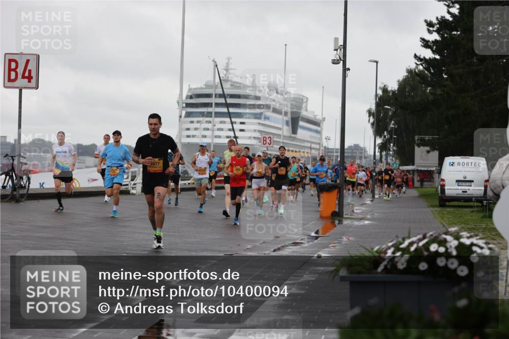 13.09.2026 - Kiel Lauf Andreas Tolksdorf http://msf.ph/oto/10400094 13.09.2026 10:57:42 Kiellinie 4, 7077, 3, 100, 422 meine-sportfotos.de