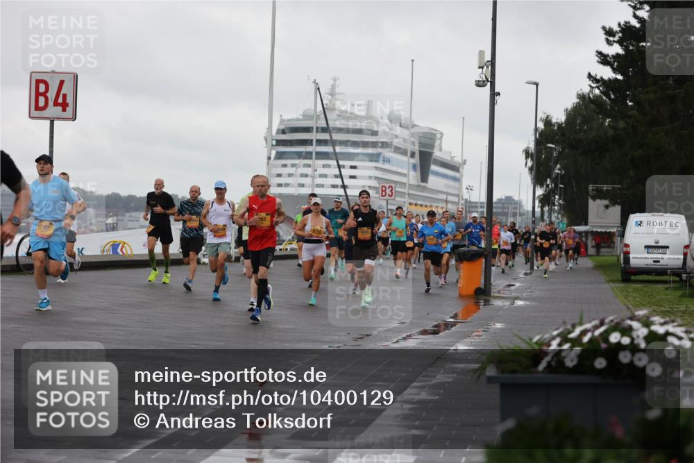 13.09.2026 - Kiel Lauf Andreas Tolksdorf http://msf.ph/oto/10400129 13.09.2026 10:57:44 Kiellinie 4, 7307, 263, 7659, 3, 100, 31734 meine-sportfotos.de