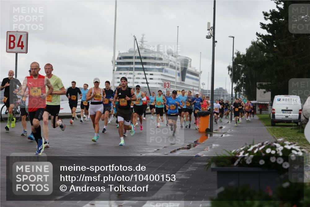13.09.2026 - Kiel Lauf Andreas Tolksdorf http://msf.ph/oto/10400153 13.09.2026 10:57:46 Kiellinie 4, 263, 9767, 075, 7659, 717, 3 meine-sportfotos.de