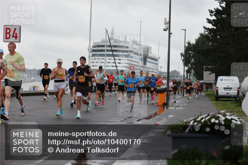 13.09.2026 - Kiel Lauf Andreas Tolksdorf http://msf.ph/oto/10400170 13.09.2026 10:57:46 Kiellinie 4, 8075, 9767, 7659, 3, 100 meine-sportfotos.de