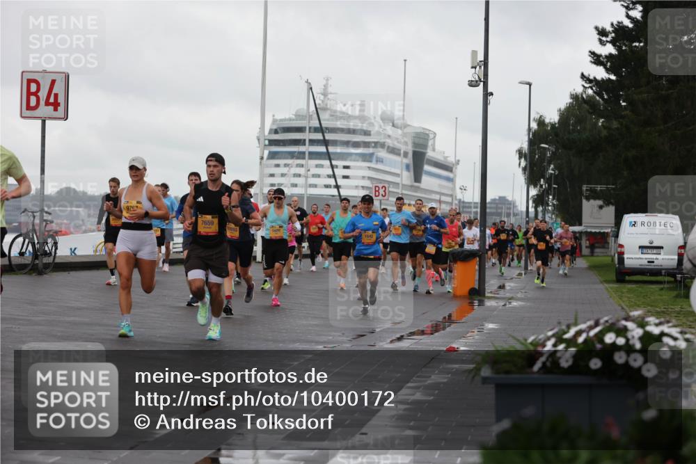 13.09.2026 - Kiel Lauf Andreas Tolksdorf http://msf.ph/oto/10400172 13.09.2026 10:57:47 Kiellinie 4, 9767, 7659, 10093, 1642, 3, 300 meine-sportfotos.de