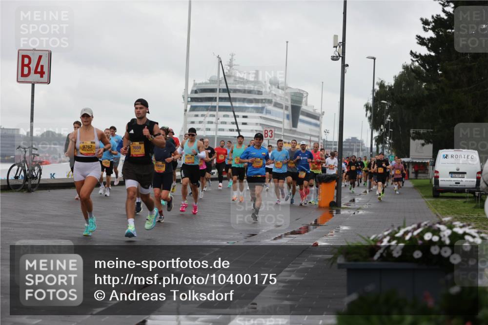 13.09.2026 - Kiel Lauf Andreas Tolksdorf http://msf.ph/oto/10400175 13.09.2026 10:57:47 Kiellinie 4, 9767, 10283, 7659, 10093, 3 meine-sportfotos.de