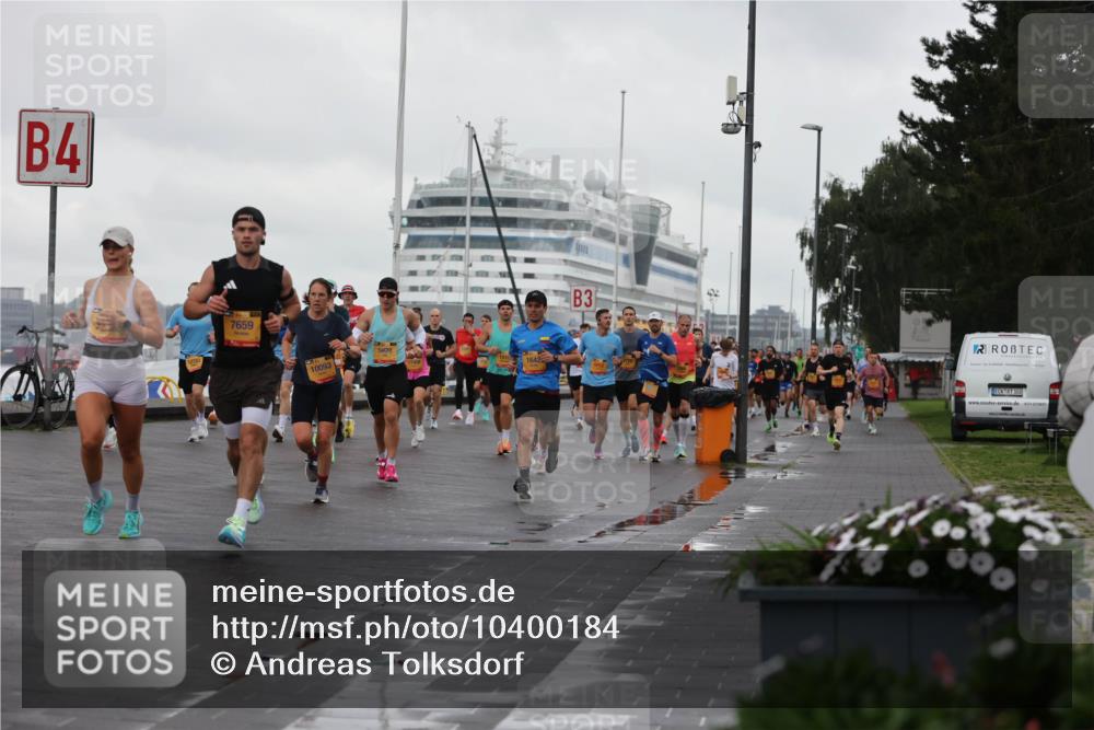 13.09.2026 - Kiel Lauf Andreas Tolksdorf http://msf.ph/oto/10400184 13.09.2026 10:57:47 Kiellinie 4, 7659, 10093, 11408, 1642, 3, 100, 3173477 meine-sportfotos.de