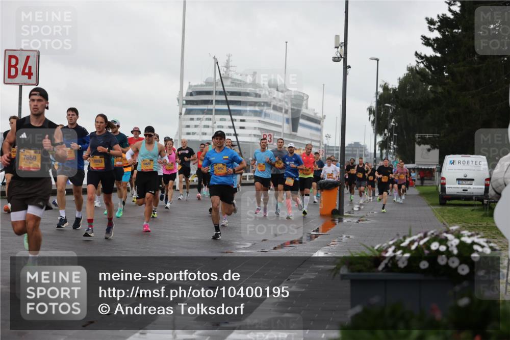 13.09.2026 - Kiel Lauf Andreas Tolksdorf http://msf.ph/oto/10400195 13.09.2026 10:57:48 Kiellinie 4, 7659, 10093, 542, 5828, 1642, 100 meine-sportfotos.de