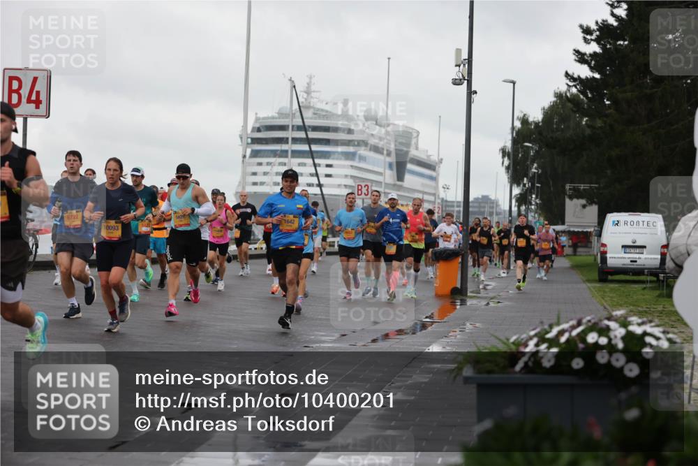 13.09.2026 - Kiel Lauf Andreas Tolksdorf http://msf.ph/oto/10400201 13.09.2026 10:57:48 Kiellinie 4, 6722, 10093, 5828, 11408, 1642, 3, 300, 3173622 meine-sportfotos.de