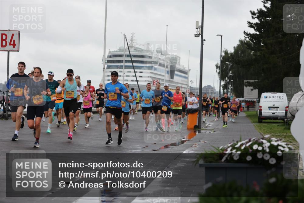 13.09.2026 - Kiel Lauf Andreas Tolksdorf http://msf.ph/oto/10400209 13.09.2026 10:57:48 Kiellinie 4, 6722, 10093, 5423, 5828, 11408, 1642, 100 meine-sportfotos.de