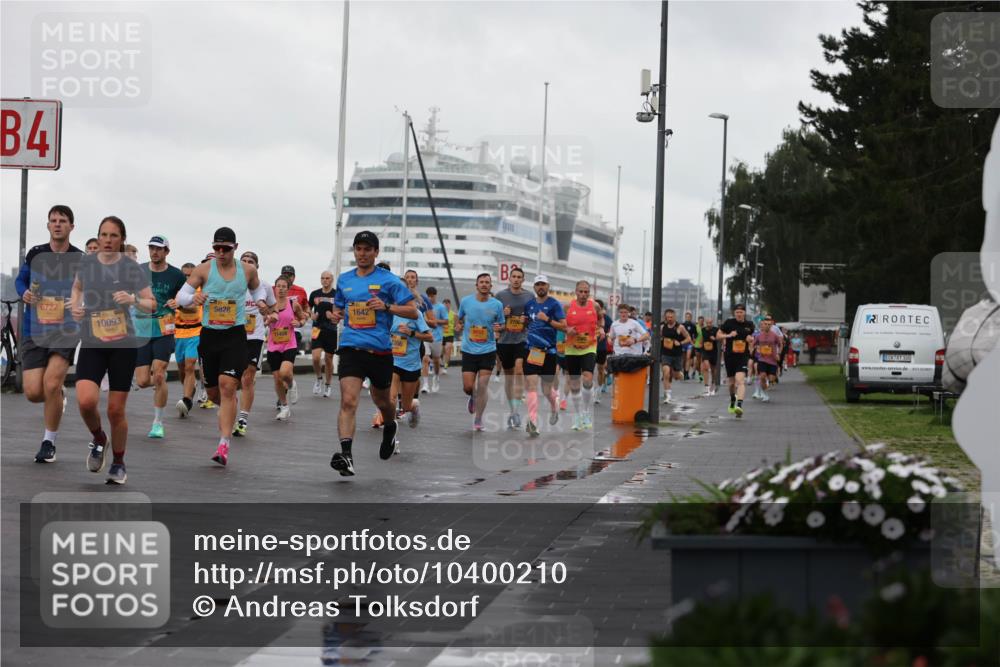 13.09.2026 - Kiel Lauf Andreas Tolksdorf http://msf.ph/oto/10400210 13.09.2026 10:57:49 Kiellinie 4, 6722, 10093, 5828, 11408, 1642, 266, 100 meine-sportfotos.de