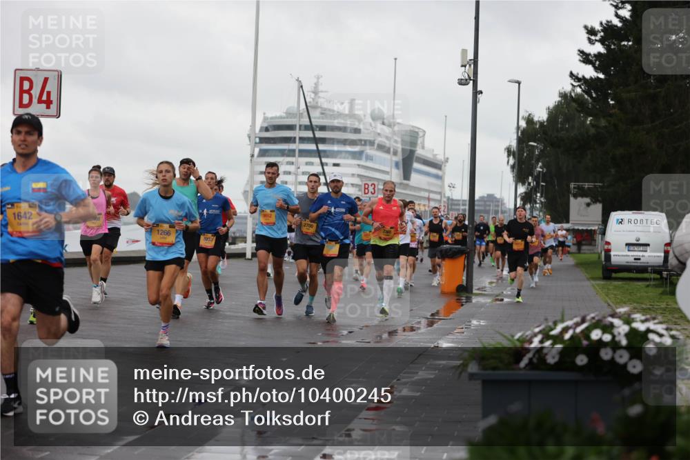 13.09.2026 - Kiel Lauf Andreas Tolksdorf http://msf.ph/oto/10400245 13.09.2026 10:57:51 Kiellinie 4, 1642, 1266, 8233, 9662, 2700, 3, 100 meine-sportfotos.de