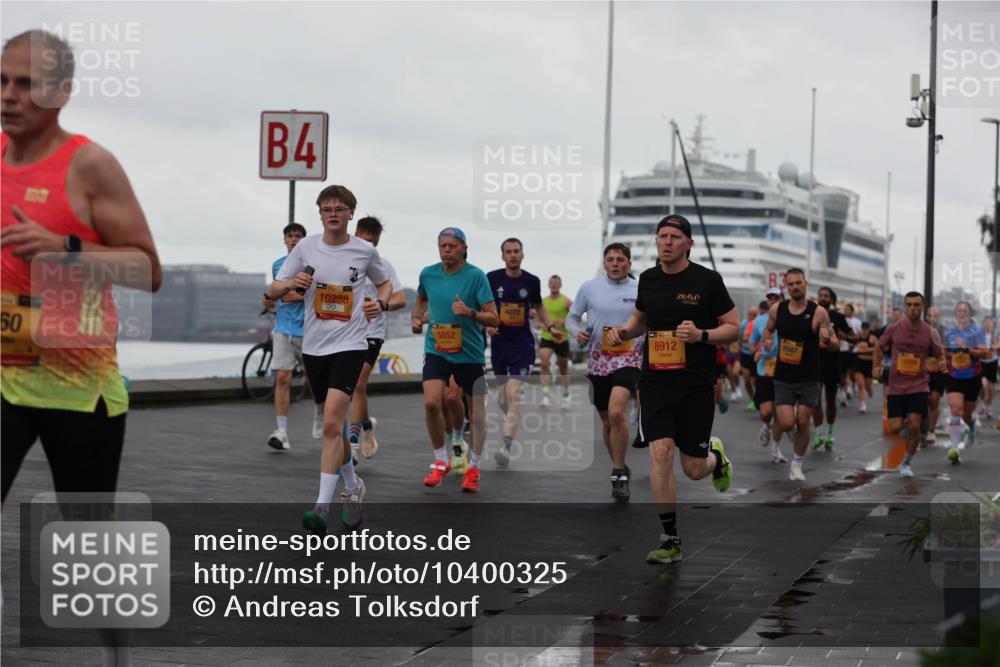 13.09.2026 - Kiel Lauf Andreas Tolksdorf http://msf.ph/oto/10400325 13.09.2026 10:57:56 Kiellinie 4, 60, 10238, 5852, 4072, 35, 8912, 5587 meine-sportfotos.de