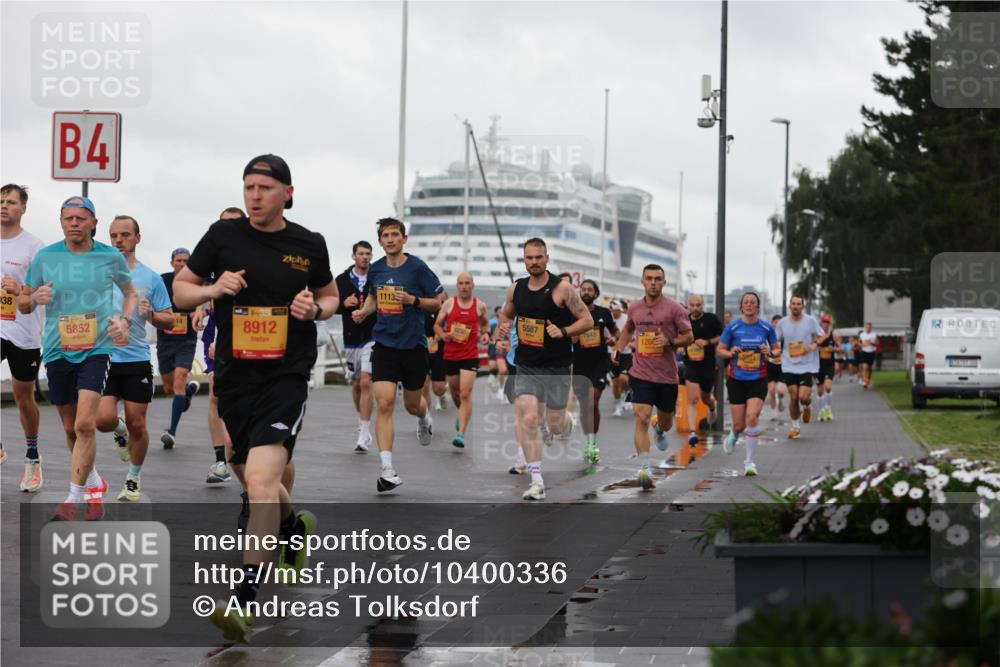 13.09.2026 - Kiel Lauf Andreas Tolksdorf http://msf.ph/oto/10400336 13.09.2026 10:57:57 Kiellinie 4, 38, 5852, 14, 39, 8912, 1113, 5587, 126 meine-sportfotos.de