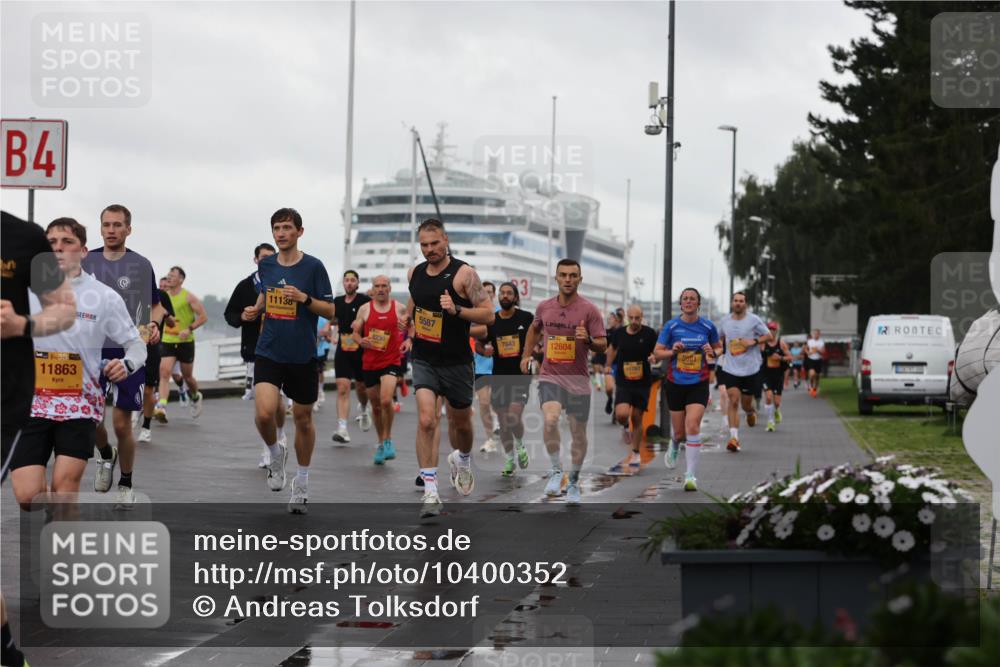 13.09.2026 - Kiel Lauf Andreas Tolksdorf http://msf.ph/oto/10400352 13.09.2026 10:57:58 Kiellinie 4, 11863, 11138, 8230, 5587, 7643, 12604 meine-sportfotos.de