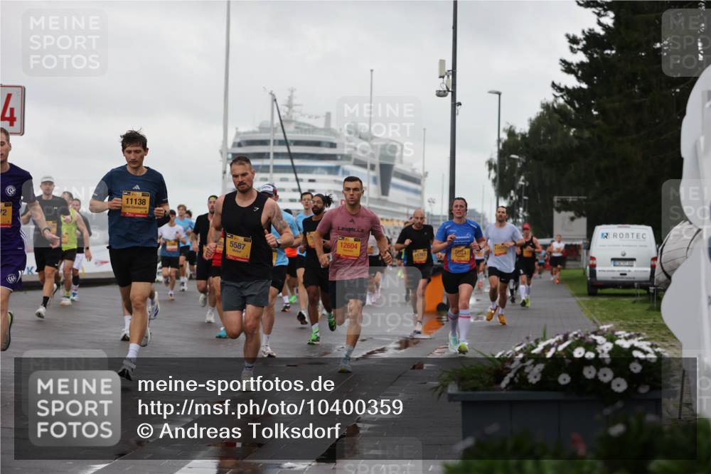 13.09.2026 - Kiel Lauf Andreas Tolksdorf http://msf.ph/oto/10400359 13.09.2026 10:57:58 Kiellinie 4, 72, 399, 11138, 5587, 12604, 11787, 5681 meine-sportfotos.de