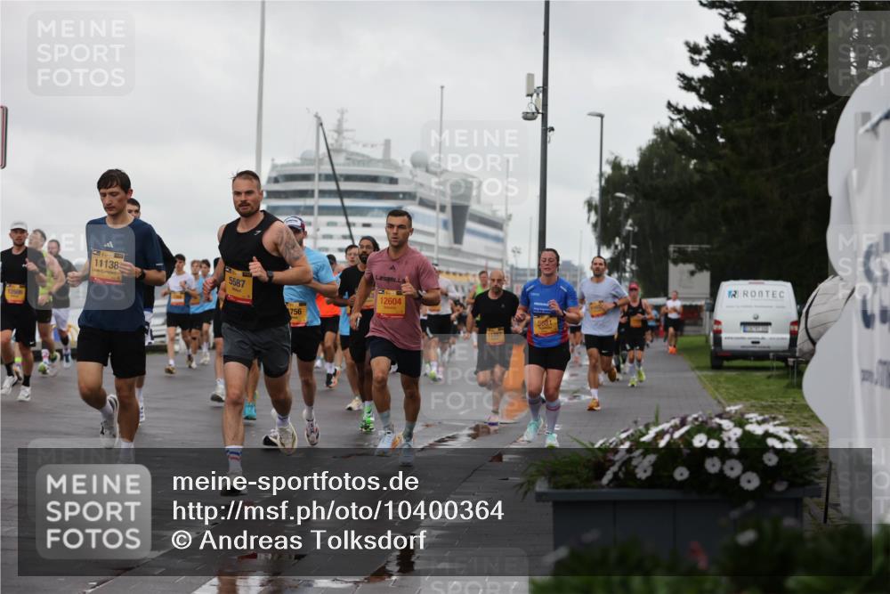 13.09.2026 - Kiel Lauf Andreas Tolksdorf http://msf.ph/oto/10400364 13.09.2026 10:57:58 Kiellinie 12506, 39, 11138, 5587, 756, 12604, 5681, 11787 meine-sportfotos.de