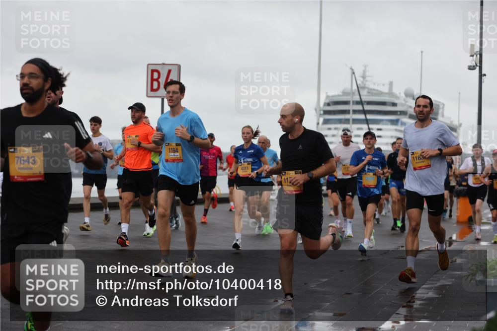 13.09.2026 - Kiel Lauf Andreas Tolksdorf http://msf.ph/oto/10400418 13.09.2026 10:58:03 Kiellinie 7643, 1164, 4311, 11, 39, 1111, 1163 meine-sportfotos.de
