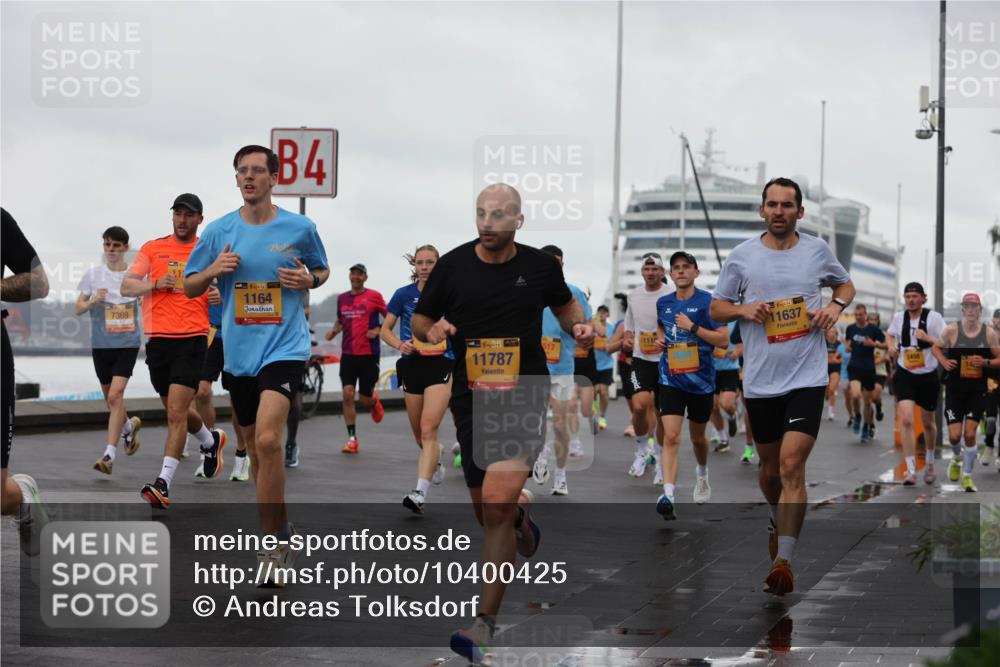 13.09.2026 - Kiel Lauf Andreas Tolksdorf http://msf.ph/oto/10400425 13.09.2026 10:58:03 Kiellinie 7369, 39, 1164, 4, 1, 39, 11787, 39, 11637, 2458 meine-sportfotos.de