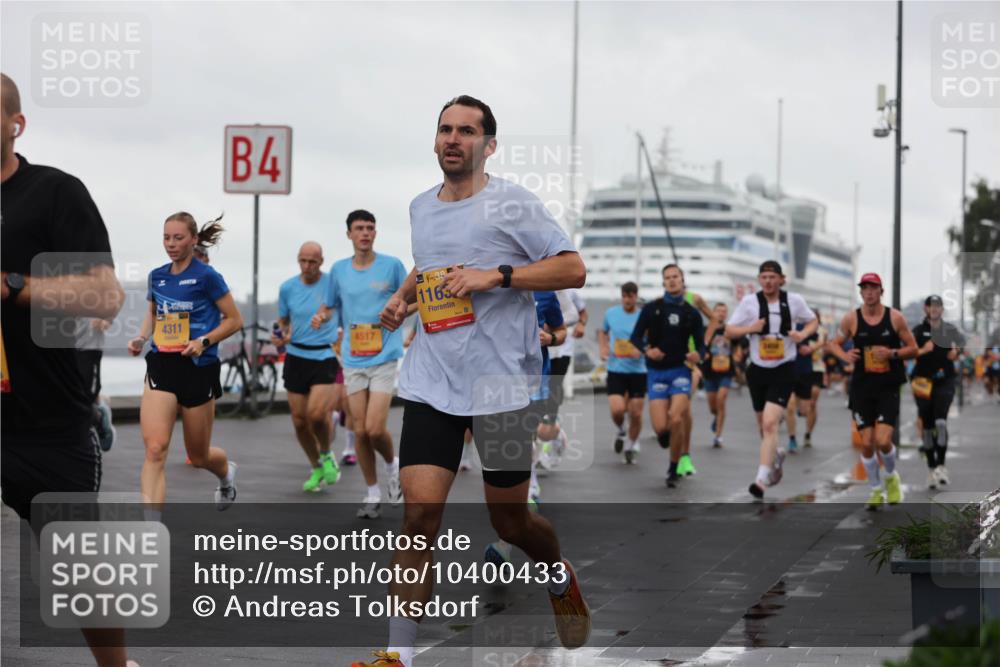 13.09.2026 - Kiel Lauf Andreas Tolksdorf http://msf.ph/oto/10400433 13.09.2026 10:58:04 Kiellinie 4311, 4, 4517, 38, 1163 meine-sportfotos.de